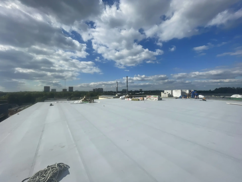 Монтаж кровельных систем с утеплением и без утепления, с применением ПВХ мембраны